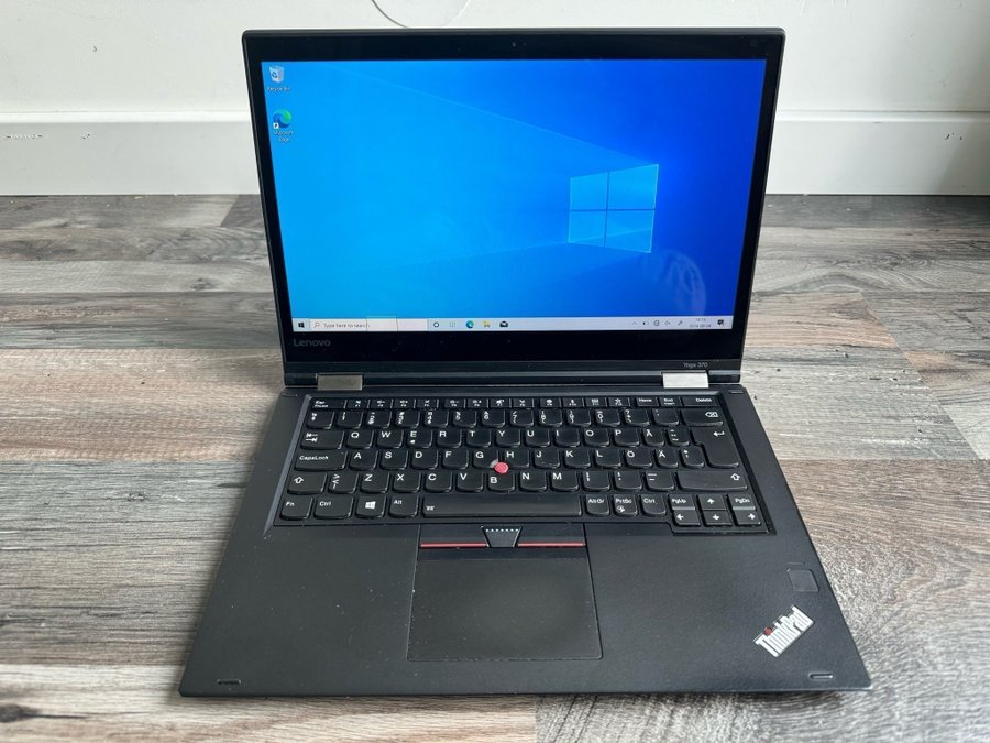 Lenovo Yoga 370 pekskärm