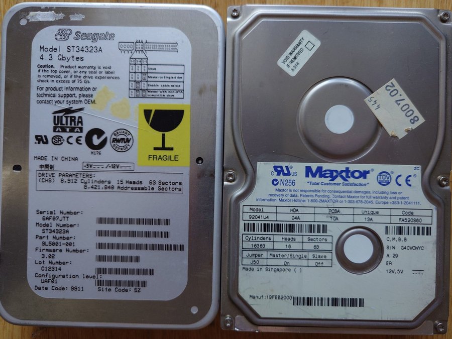 2x 4GB IDE drives