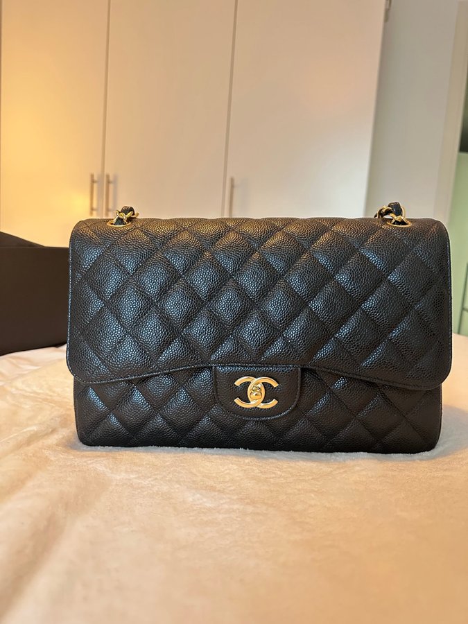 Chanel flap bag Large OANVÄND