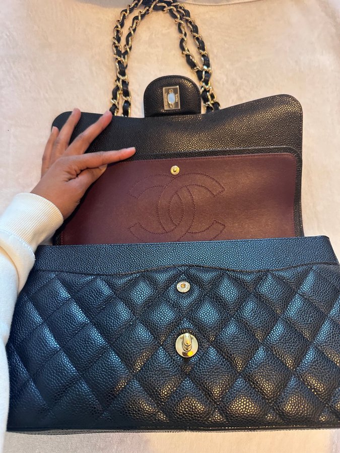 Chanel flap bag Large OANVÄND