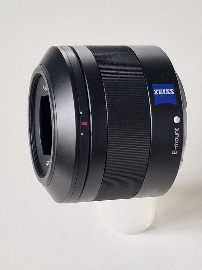 Sony FE 35mm f/2.8 Carl Zeiss Sonnar T*