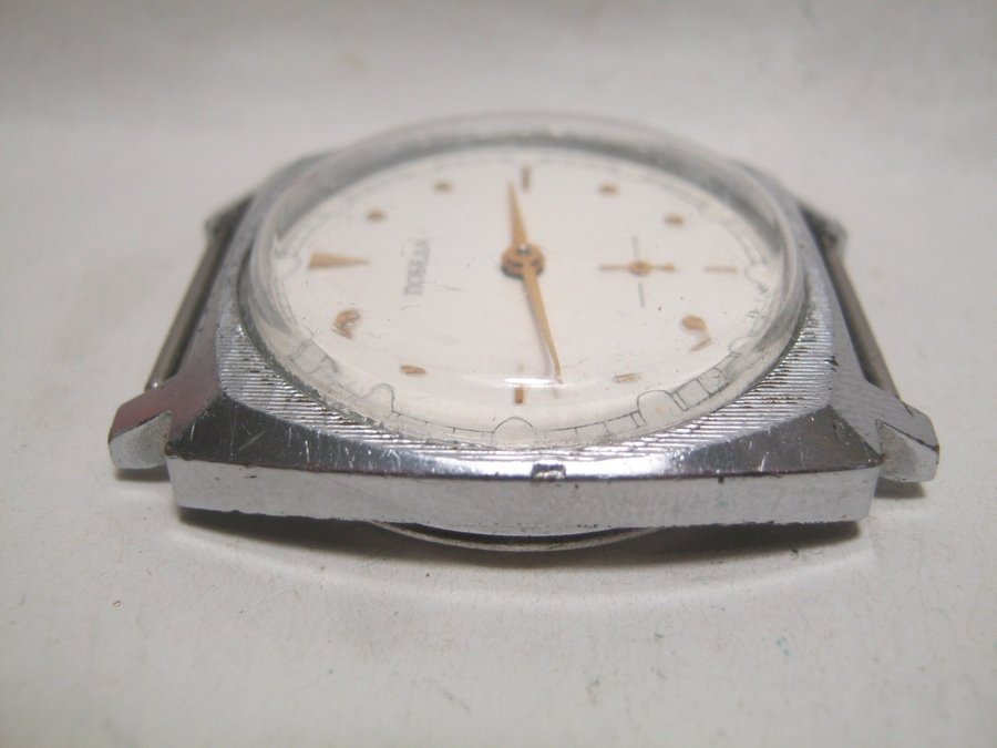 Vintage Soviet Pobeda Mechanical Wristwatch