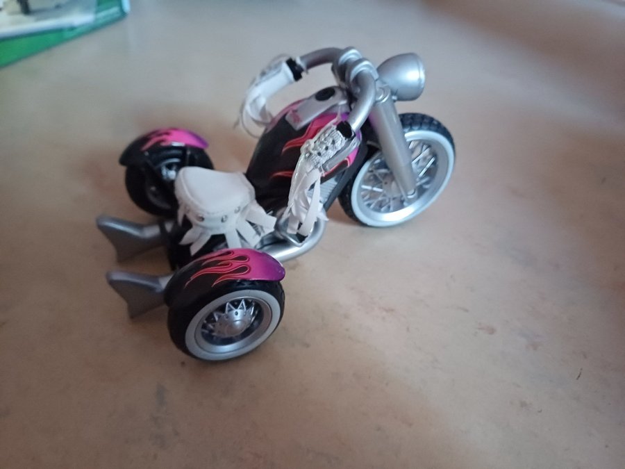 Bratz babyz chopper motorcykel docktillbehör.