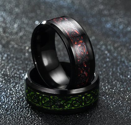 Black ring with red and black dragon inserts Size 8 (182mm)