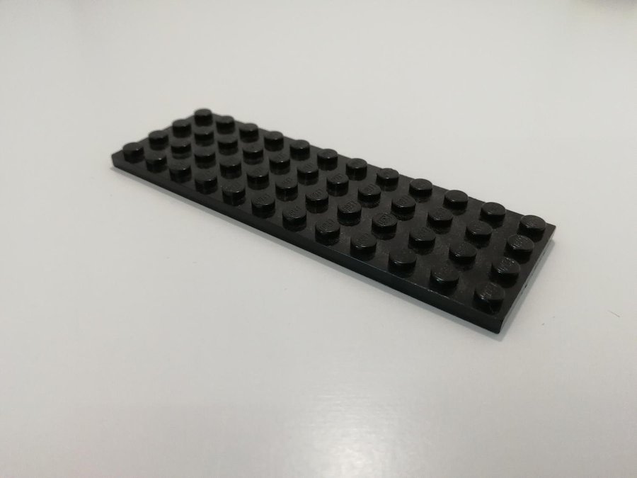 Lego - platta - plate - 4x12 - part 3029 - svart