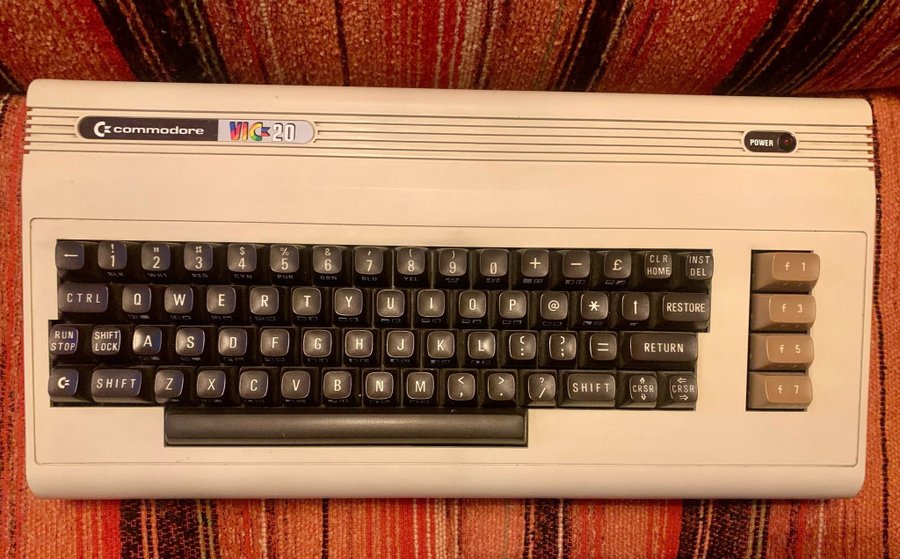 Commodore VIC-20 (Defekt)