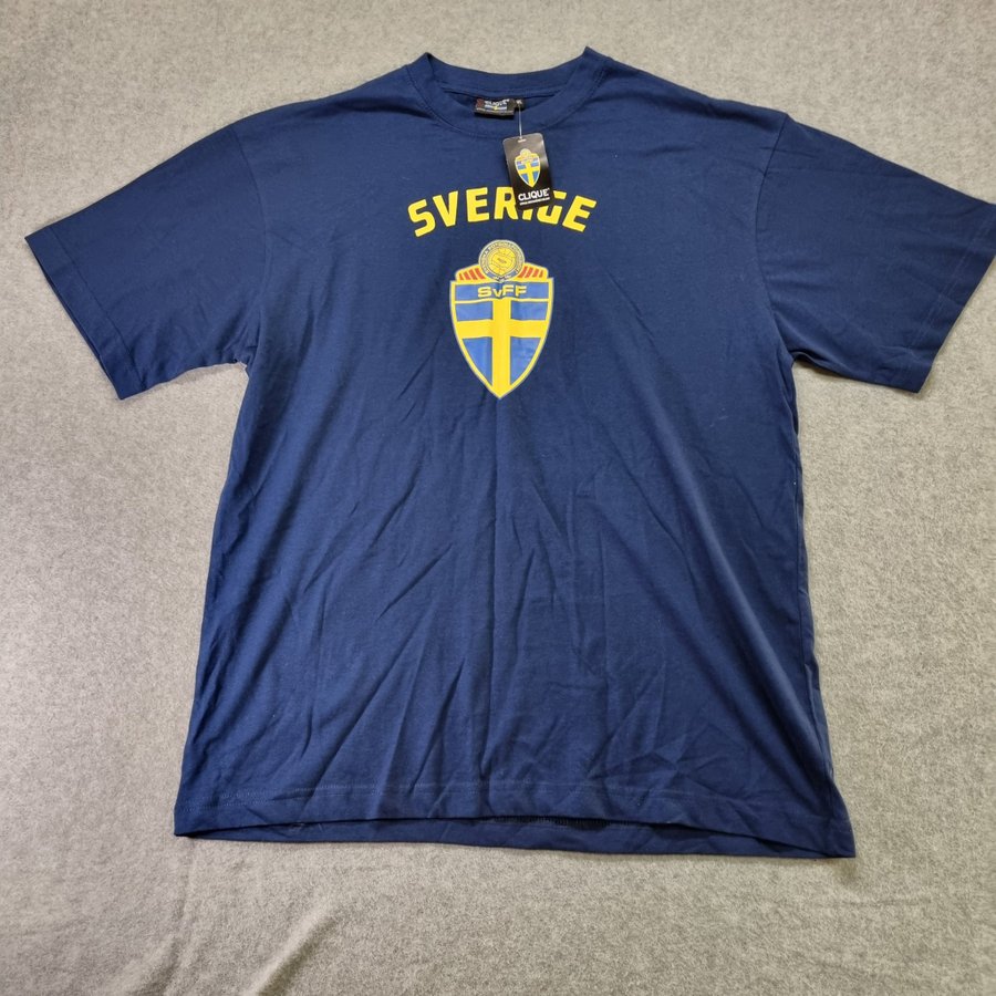 Ny tröja från svenska fotbollsklubben, storlek XL