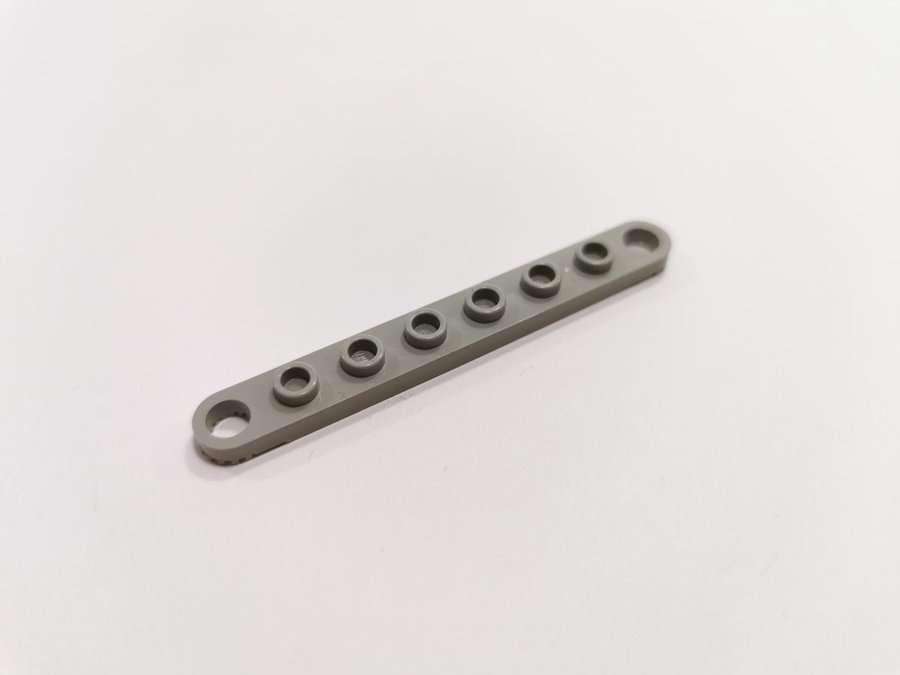 Lego - technic - plate - hål - 1x8 - part 4442 - ljusgrå (old light gray)