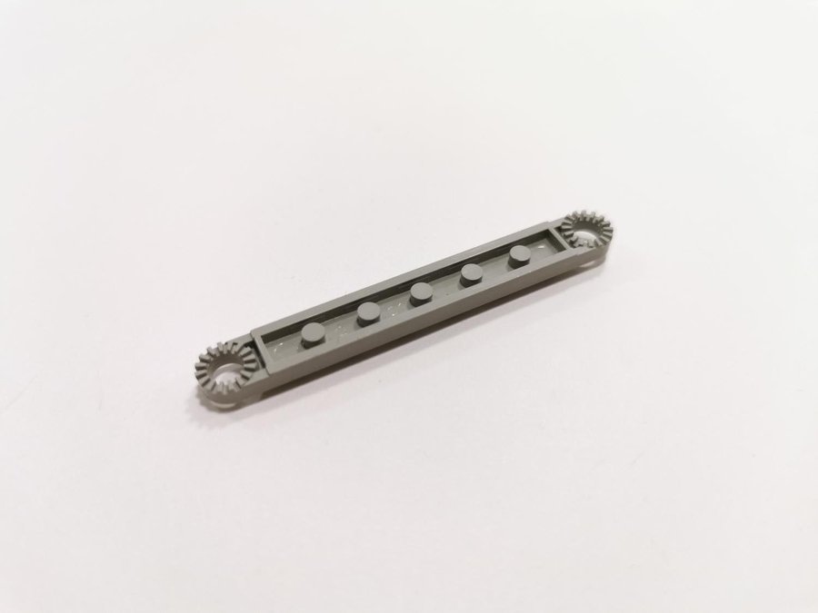 Lego - technic - plate - hål - 1x8 - part 4442 - ljusgrå (old light gray)