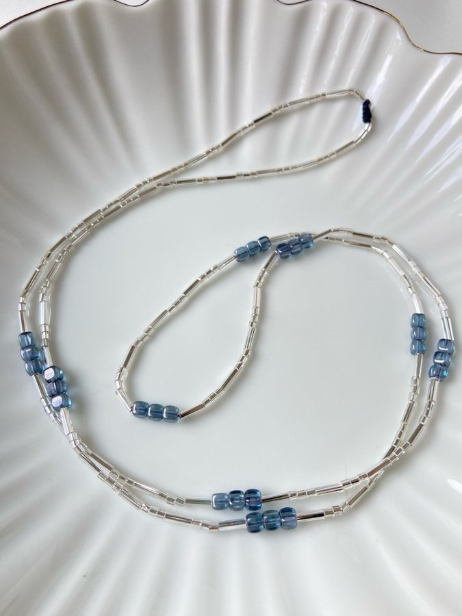 Silver/Blue lines and cubics beaded long necklace