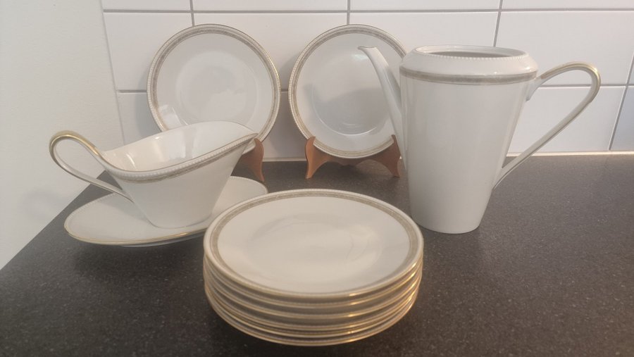 VINTAGE SERVIS DELAR från HACKEFORS PORSLIN SWEDEN