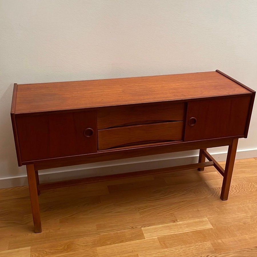 Vintage Teak  Ek Hallmöbel Sideboard Bord 1960-tal. Lådor Berså Stig Lindberg