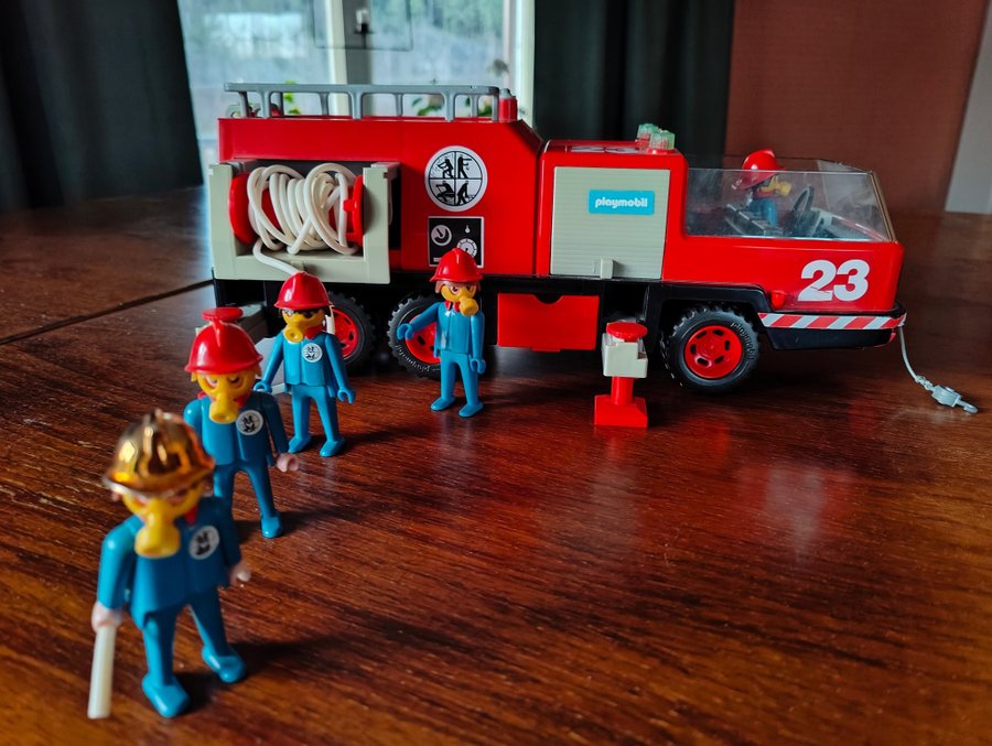 Playmobil Brandbil med Figuriner