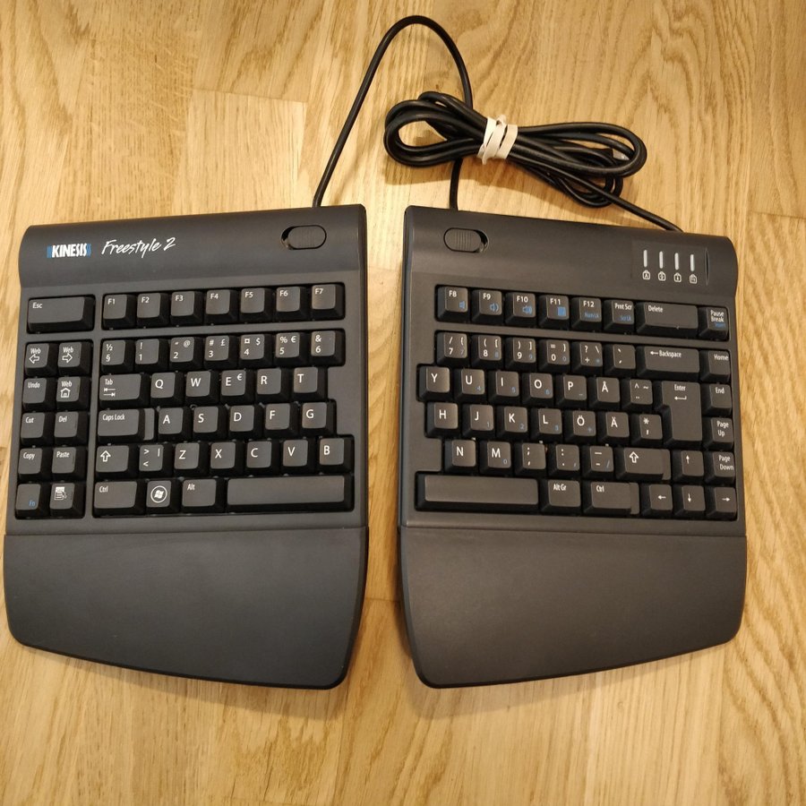 Kinesis Freestyle 2 Ergonomiskt Tangentbord - Som ny i skick - Svensk Layout