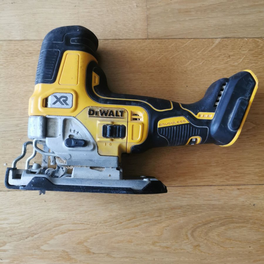 DEWALT XR 18V Sticksåg