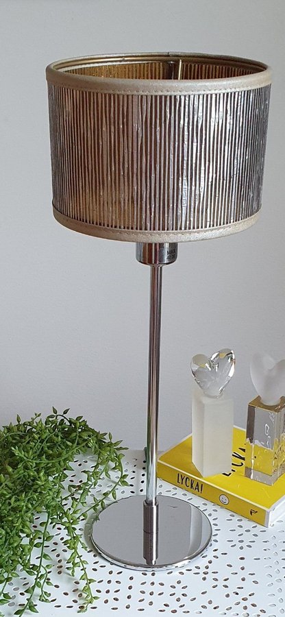 Äldre bordslampa från Belid Typ: B4161