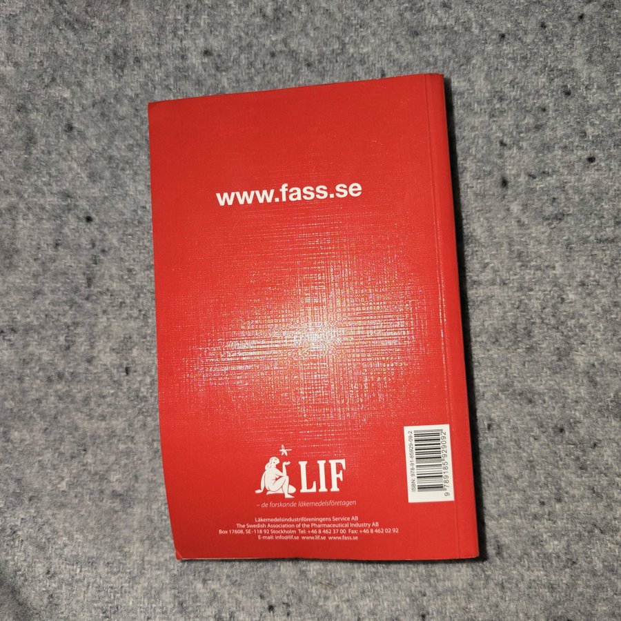 FASS VET. 2012, boken alla djur ägare behöver