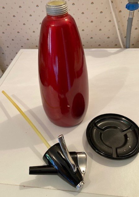 Soda Siphon BOC. Made in England. Metall Glossy Red. Retro.