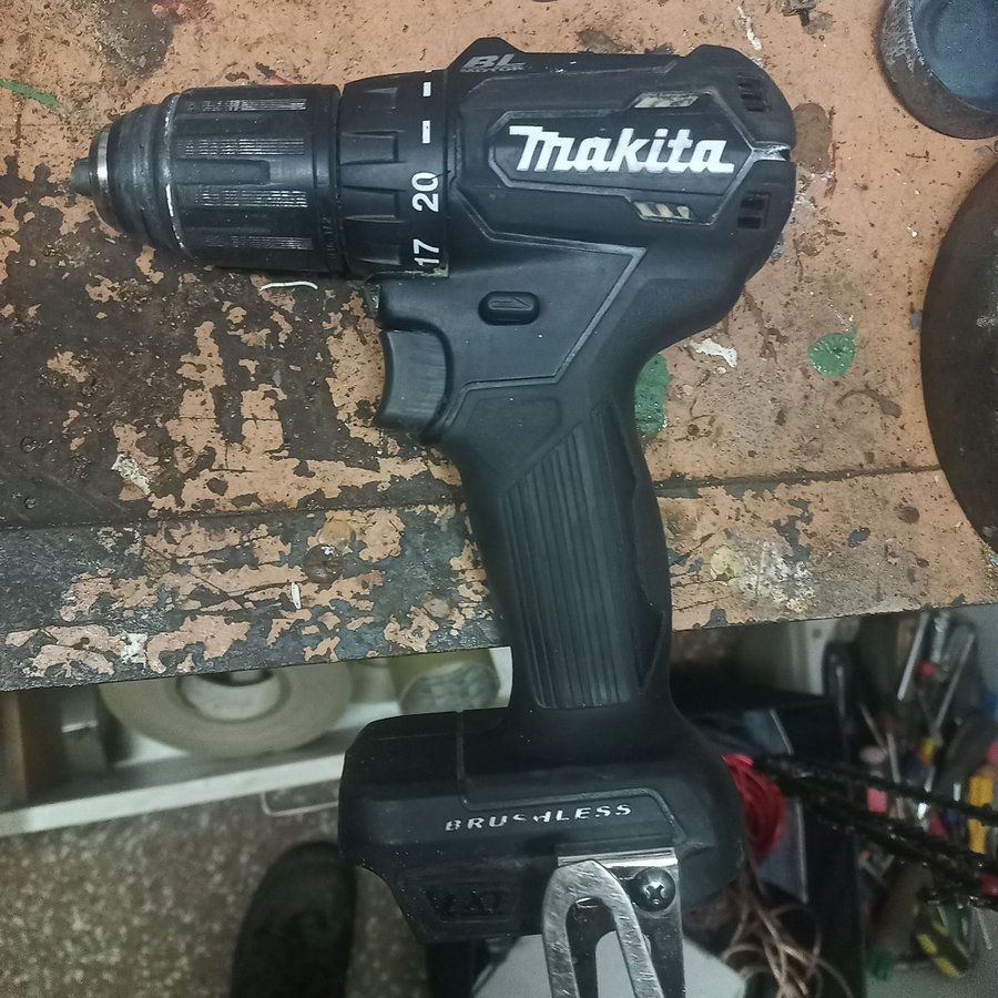 Makita DDF483 18V Slagskruvdragare