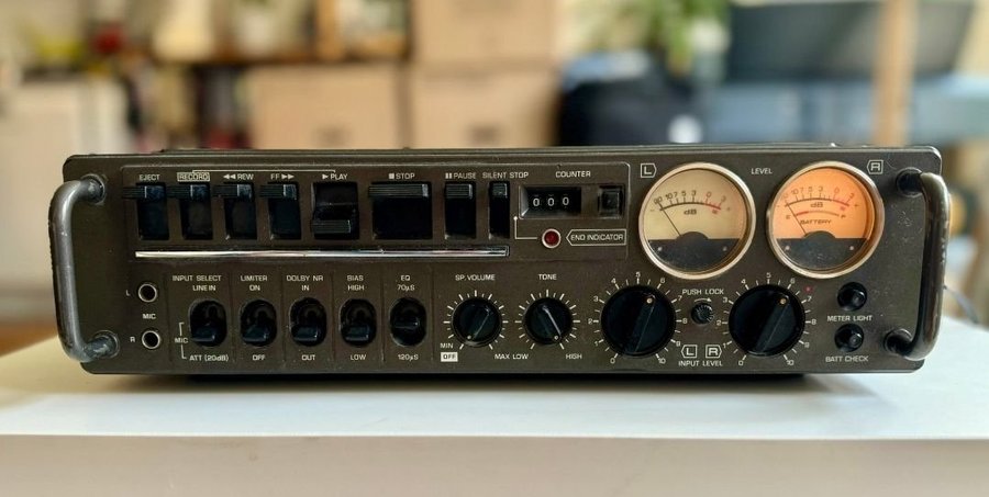 Technics 646D portabelt kassettdäck, VINTAGE