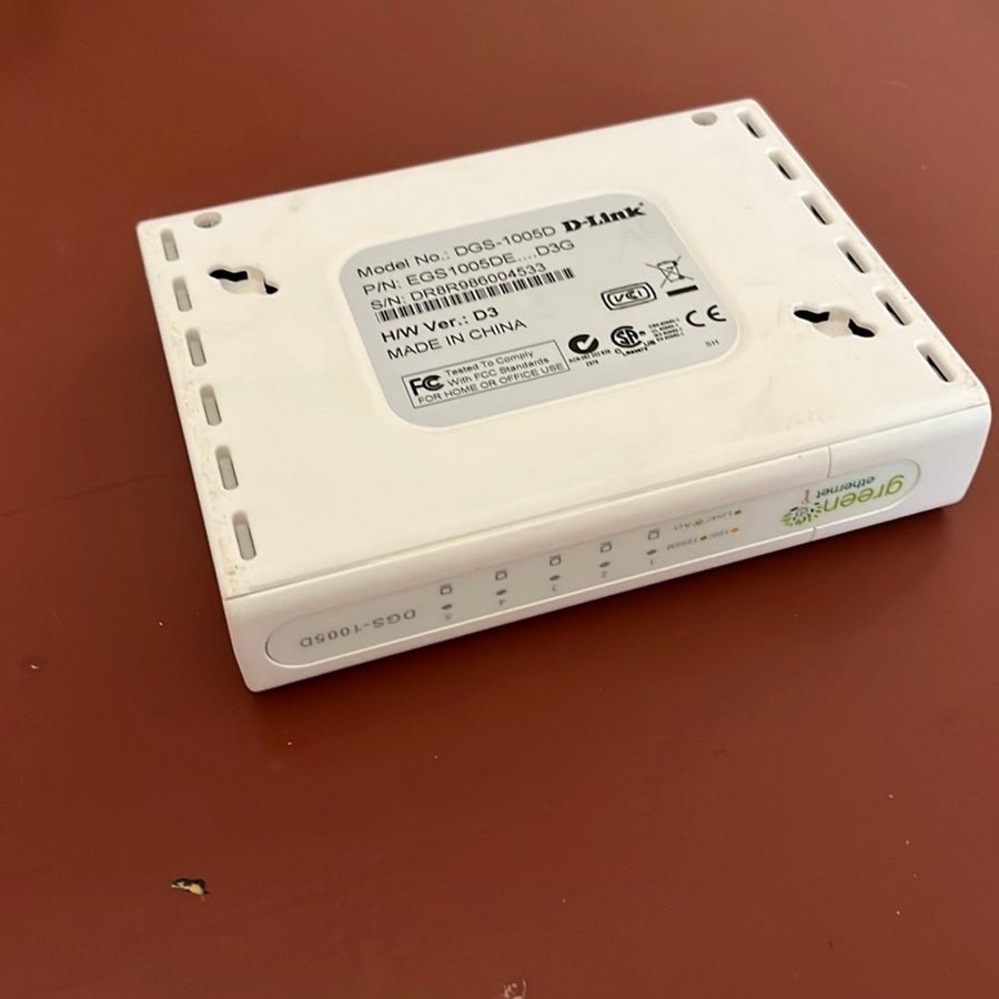 D-Link DGS-1005D Gigabit Switch