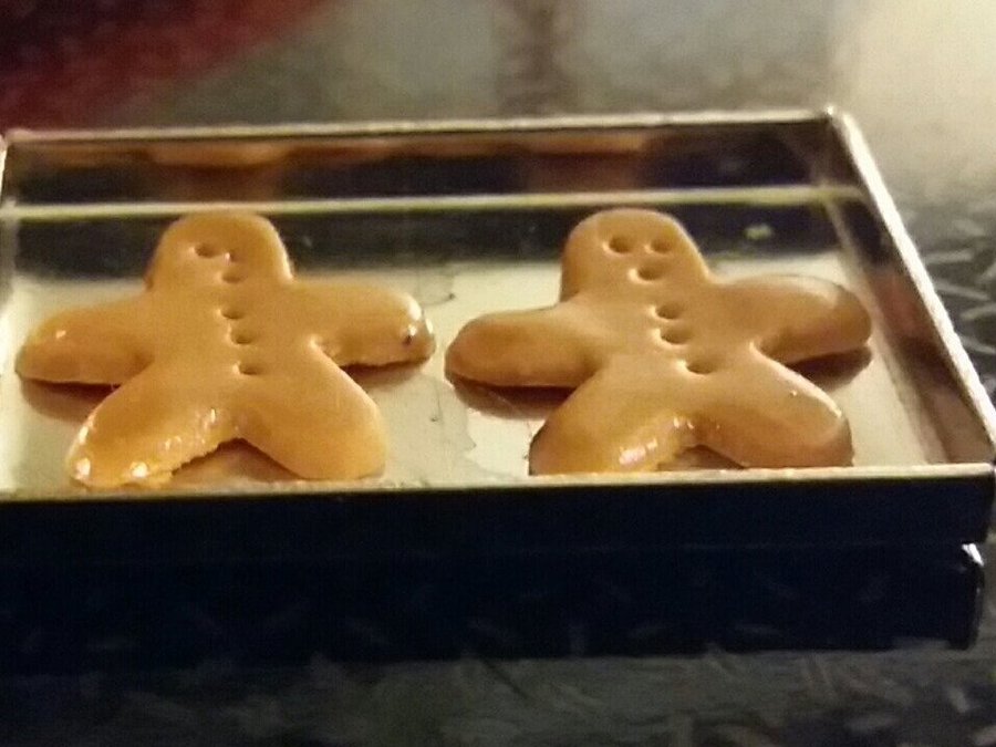 Tjuvstart på Julbaket? UGNSPLÅT med 2 härliga PEPPARKAKE-GUBBAR