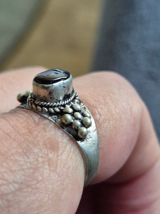 Vintage ring 19mm