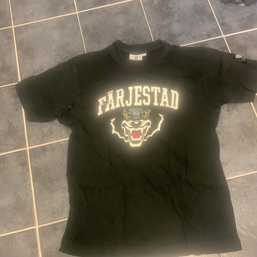 Färjestad BK svart T-shirt st 150/160