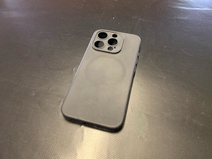 iPhone 15 Pro cover sort