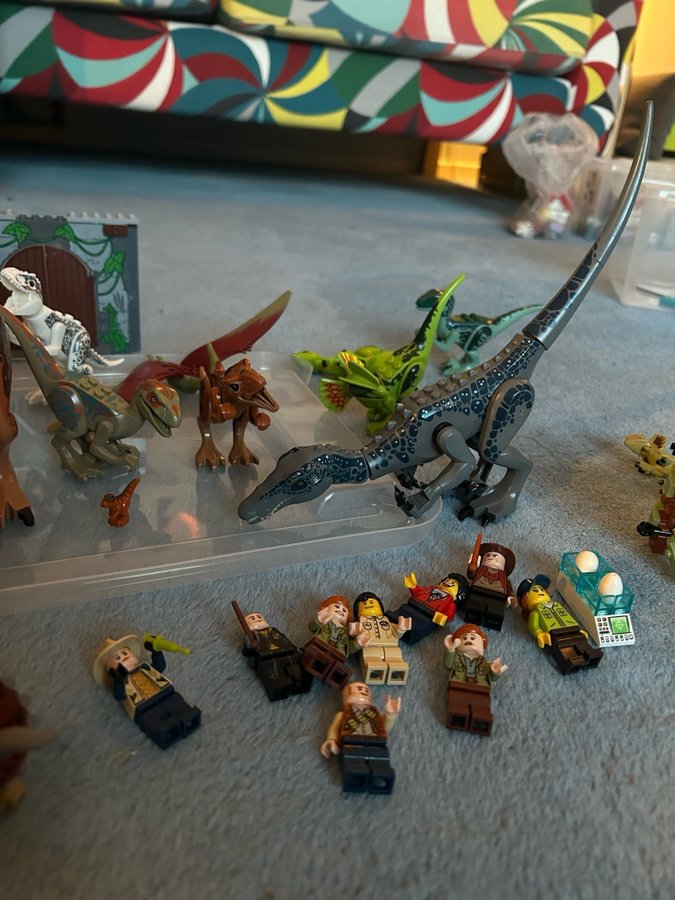 Lego Jurassic World - dinosaurier, figurer och fordon