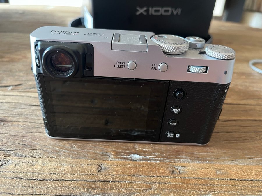 Fujifilm X100V