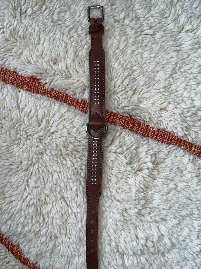 Läder hundhalsband brunt 28cm* 32-38cm