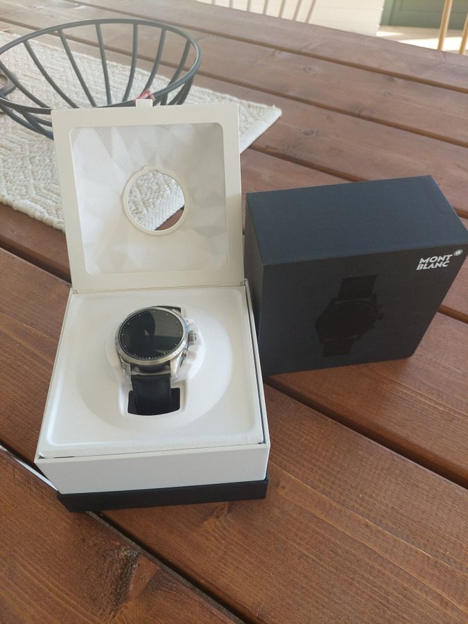 Montblanc Summit 2 Smartwatch