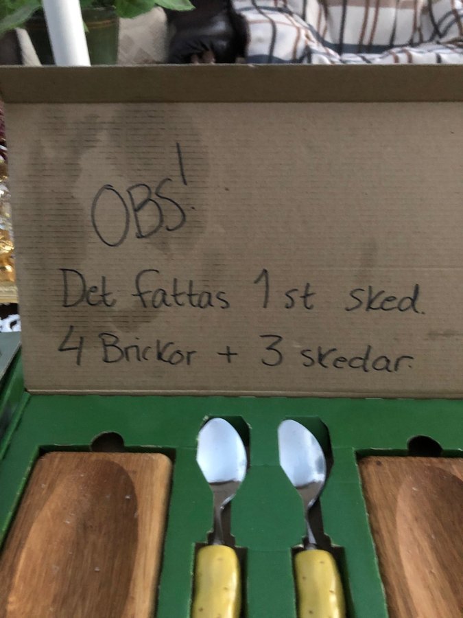 4 st Underlägg i EK 4 st skedar till bakad potatis