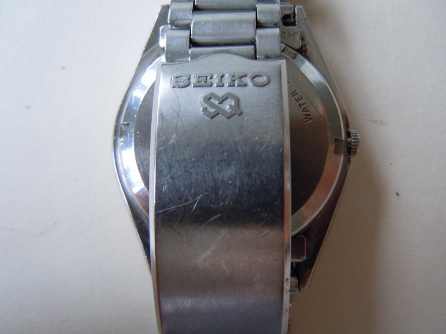 Seiko Quartz Herrarmbandsur