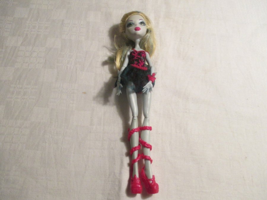 Monster High - Lagoona Blue docka. Hel och fin.