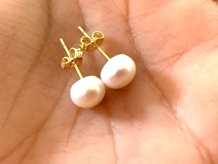 Akoya Pearls earrings- 14k gold studs - stone queen