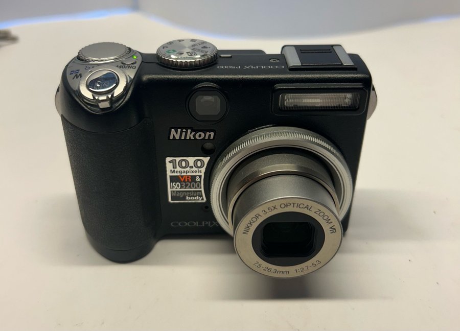 Nikon Coolpix P5000