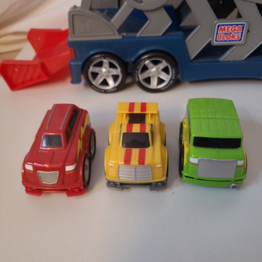 Mega Bloks stor Lastbil med 3 bilar