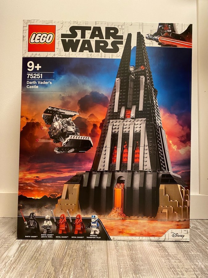 LEGO Star Wars 75251 Darth Vader's Castle