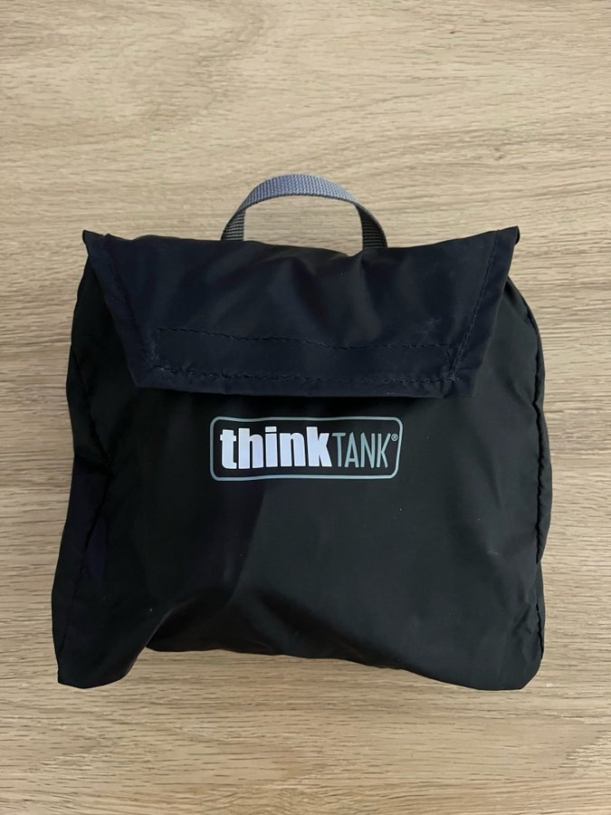 Think Tank Regnskydd Medium