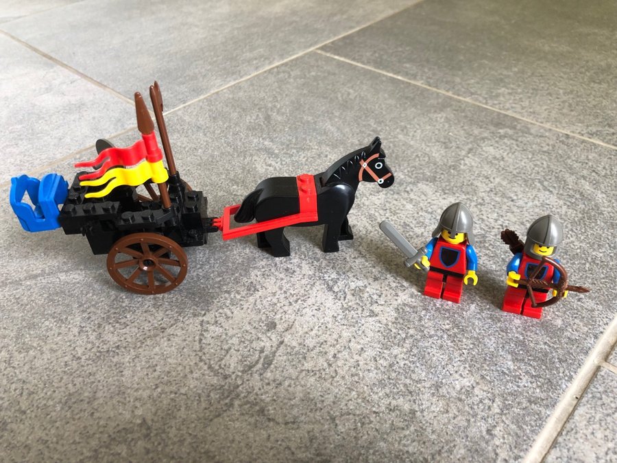 LEGO 6022 - Knights' Cart - Komplett med original instruktioner