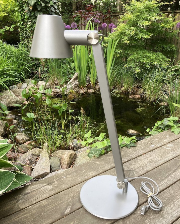 Skrivbordslampa, bordslampa, "Cult" - Nordlux , Dansk design