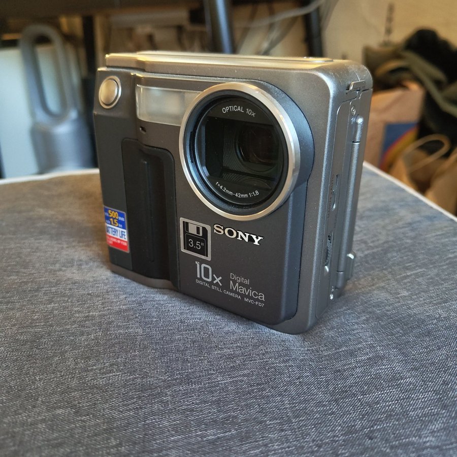 Sony Digital Still Camera MVC-FD7 Floppy