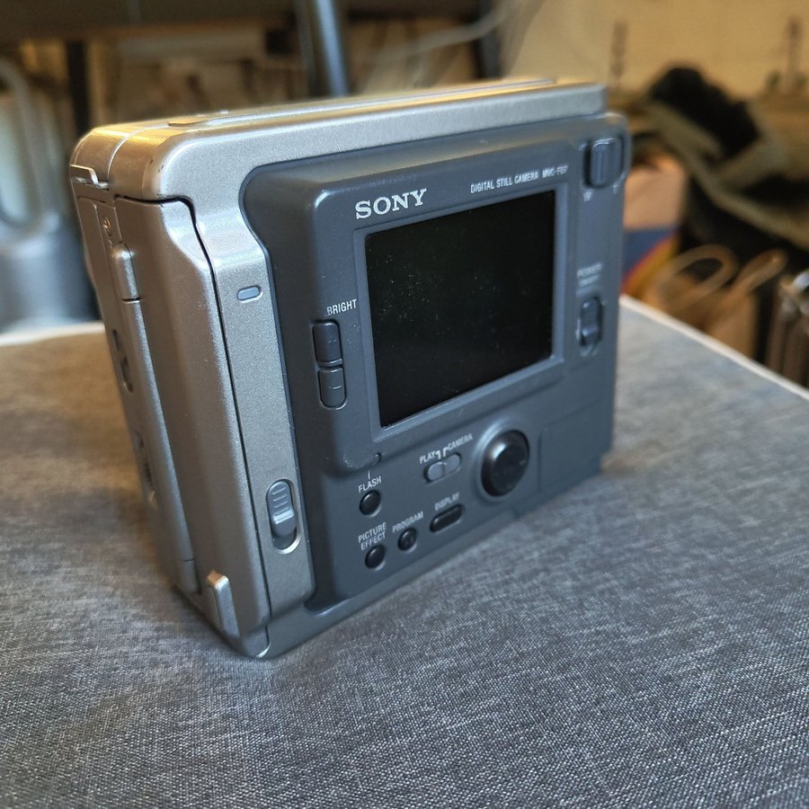 Sony Digital Still Camera MVC-FD7 Floppy