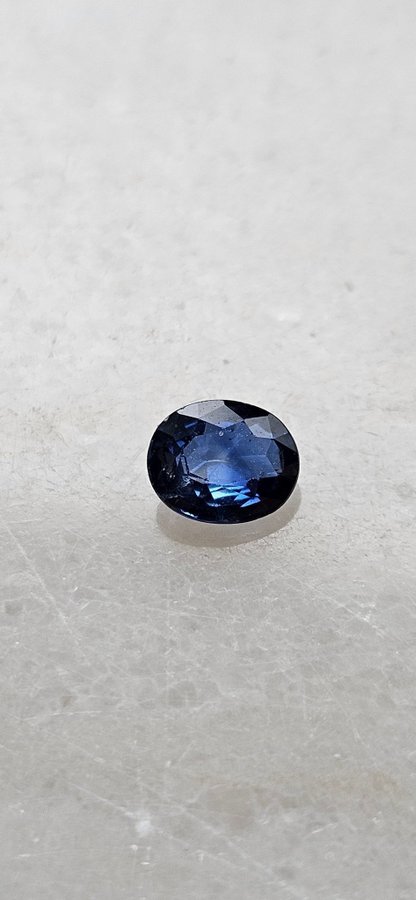 Naturlig Blå Safir 0.645Ct