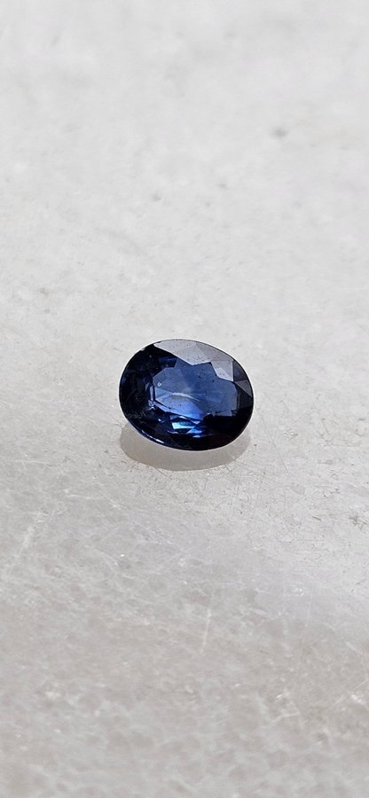 Naturlig Blå Safir 0.645Ct