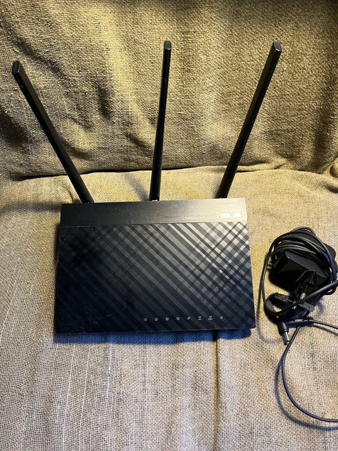 ASUS Wireless Router RT-AC66U B1/AC1750 Dual Band