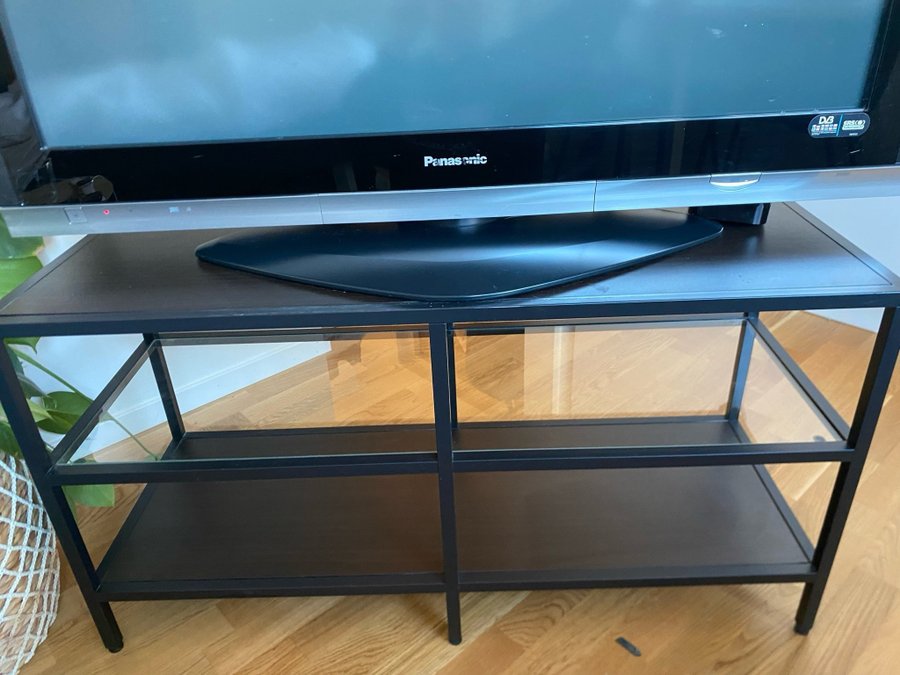 Tv bänk från Ikea