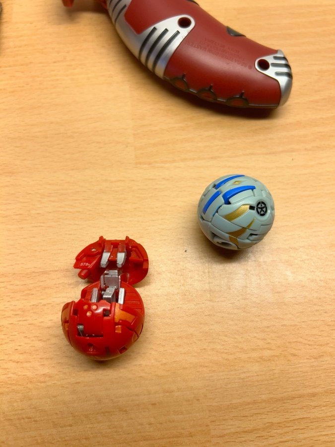 Bakugan pussel 48 delar + Bakugan